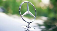 Daimler, la stella Mercedes festeggia i suoi “primi 100 anni”. Il 5 novembre 1921 chiesto all’ufficio brevetti protezione per storico simbolo