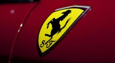 Ferrari bene in borsa (+2%) dopo piano al 2026 e target in linea con le attese