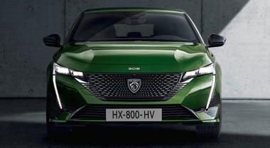 Peugeot, tandem verde. Il Leone accelera l evoluzione ecologica. L obiettivo è una gamma 100% elettrificata dal 2023